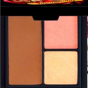Reina Rebelde On Your Face
Contour + Color Trio in Coqueta